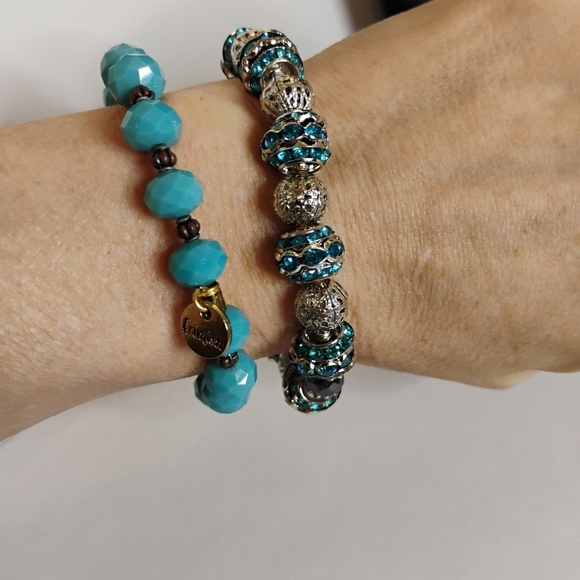 Signed Erimish Turquoise and Silver Tone Crystal Stretch Stackable Bracelet Set - Picture 4 of 7